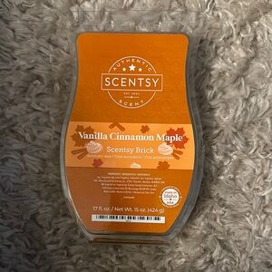 Scentsy Vanilla Cinnamon Maple Scent Brick